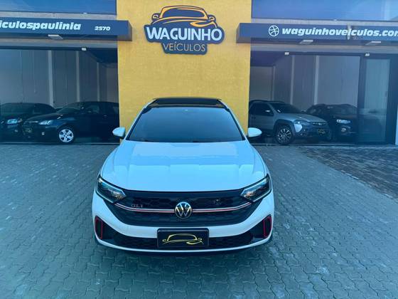 VOLKSWAGEN JETTA 2.0 350 TSI GASOLINA GLI DSG